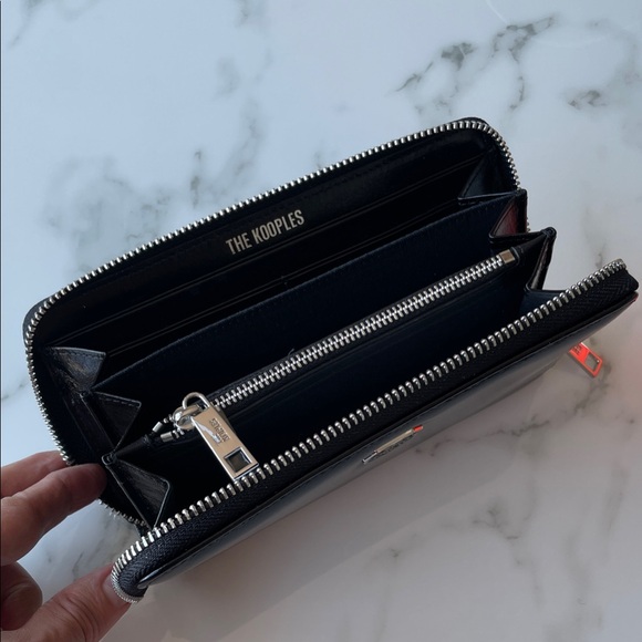 New The Kooples Black Leather Zip Around Wallet Silver Hardware - Picture 3 of 5